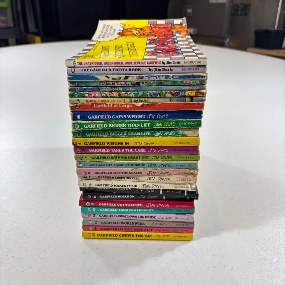 VTG 1980s Garfield Comic Book Lot of 24 Jim Davis Ballantine 1st-17th + More!